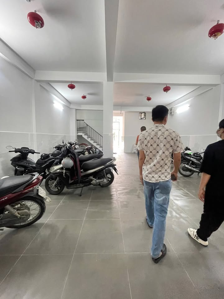 Căn hộ 4 tầng đường Thanh Vinh, Liên Chiểu, Đà Nẵng 168m² giá 12 tỷ - Dòng tiền ổn định 80 triệu/tháng!