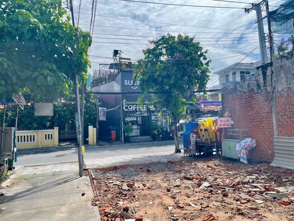 FrontHouse 2 Mặt Tiền Đường Võ Thị Sáu, Phan Thiết 60m² Giá 3.25 Tỷ - Vị trí Kinh Doanh Đắc Địa!