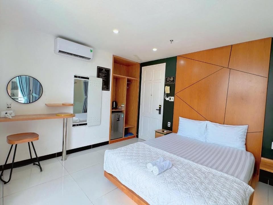 Khách sạn FrontHouse trên đường Thùy Vân, Vũng Tàu 97.7m² giá 14 tỷ - Cách biển chỉ 2 phút!