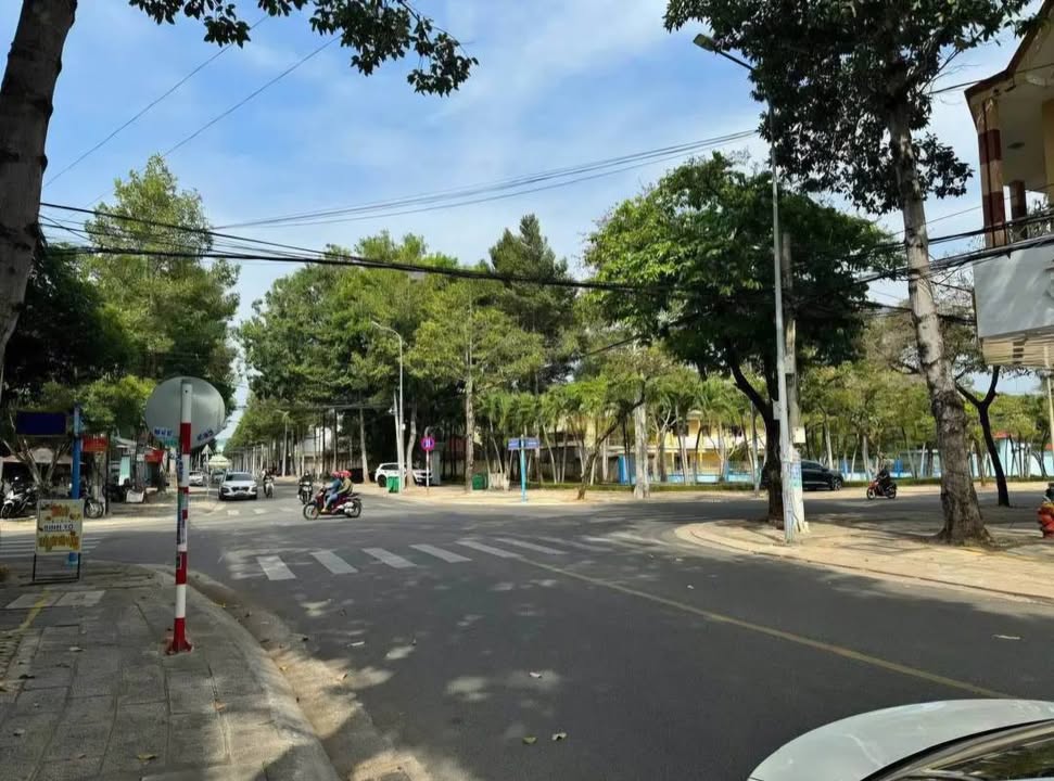 Đất mặt tiền đường Nguyễn Văn Linh, Bà Rịa 950m² giá 6.1 tỷ - Cơ hội đầu tư hấp dẫn!