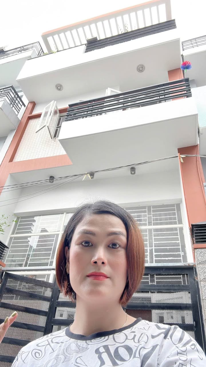 Nhà 4 tầng Phú Thuận Q7 105m² giá 8 tỷ - Đầy đủ nội thất sang trọng