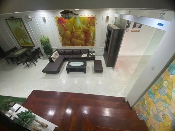 Cho thuê nhà mặt đường Nguyễn Tất Thành, Liên Bảo, Vĩnh Yên 140m² - Vị trí trung tâm, sẵn sàng kinh doanh!