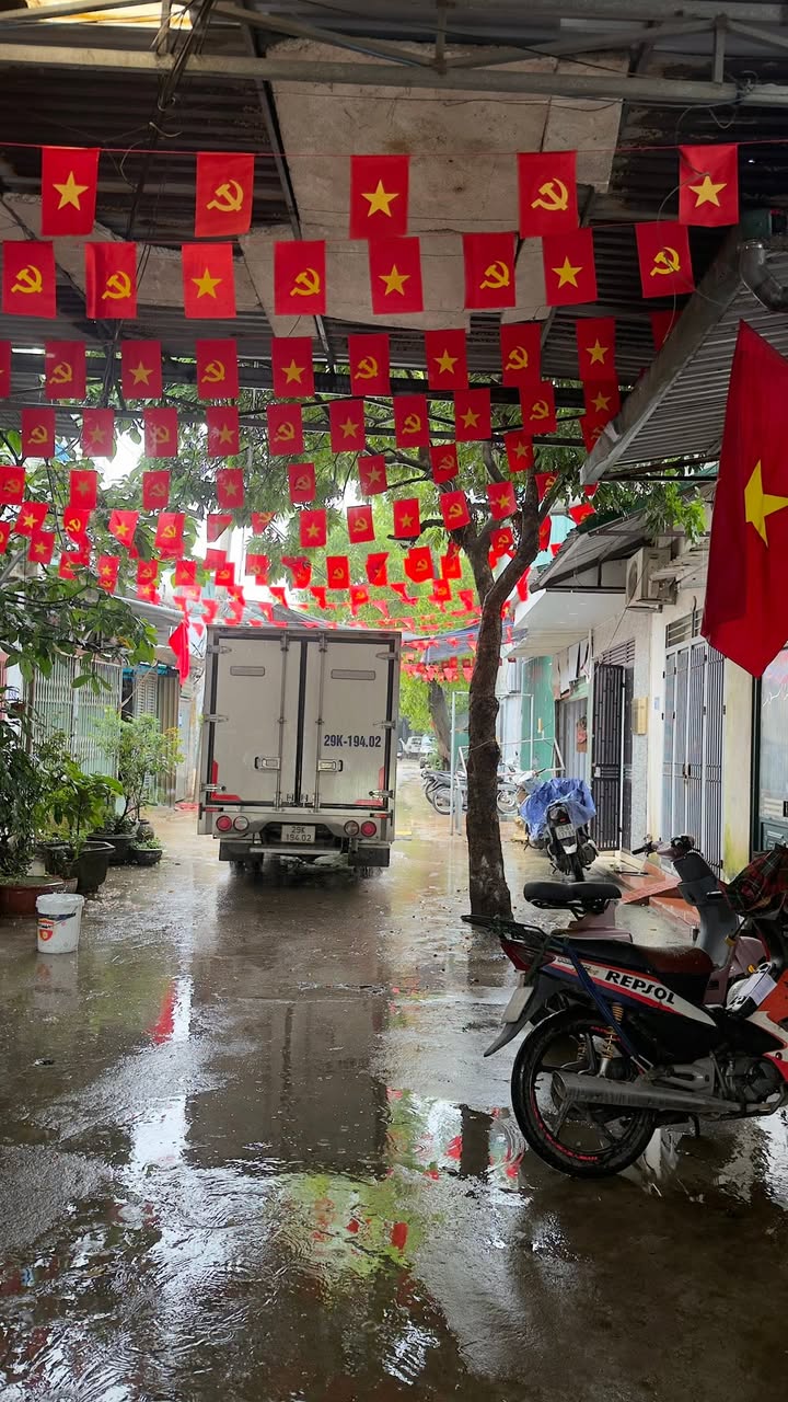 Nhà mặt ngõ kinh doanh Định Công 30m² giá 3.25 tỷ - Lô góc ô tô đỗ cửa