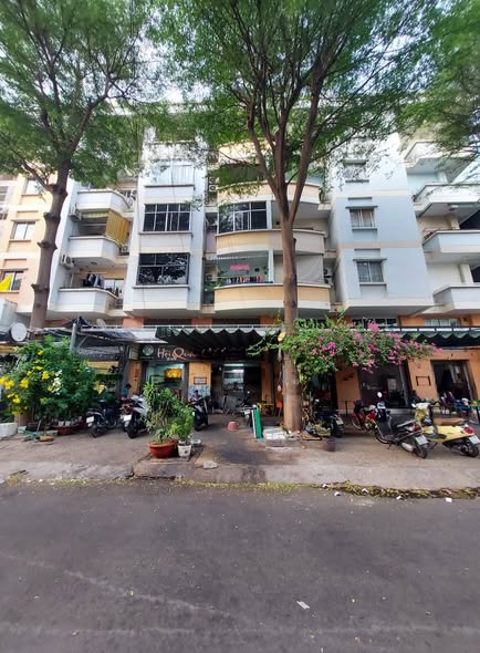 Shophouse tầng trệt Chung cư Da Sà quận Bình Tân 106m² giá chỉ 6.5 tỷ - Đầu tư sinh lời ngay!
