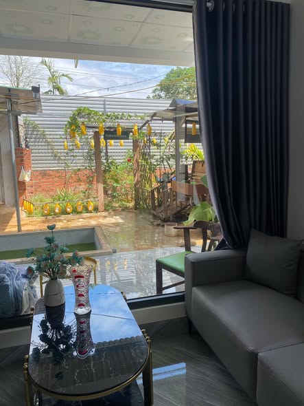 Nhà vườn nghỉ dưỡng hẻm Trần Quý Cáp, 168m² giá 999 triệu - Không gian yên tĩnh lý tưởng!