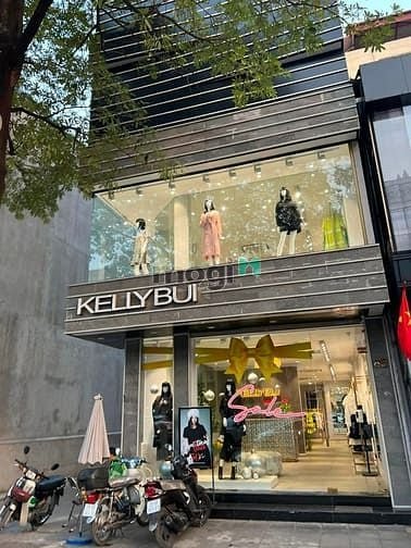 Nhà mặt phố Hai Bà Trưng, Hoàn Kiếm 80m² giá 40 triệu - Vị trí kinh doanh lý tưởng!