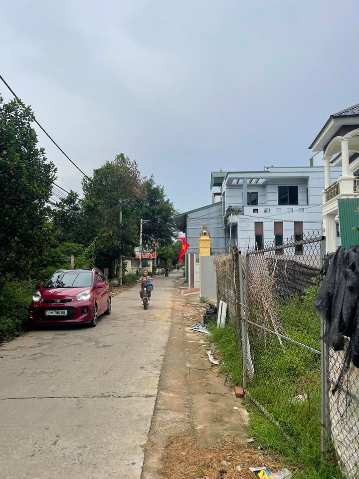 Đất thổ cư 90m² tại Cần Kiệm - Giá chỉ 1.8 tỷ - Tiềm năng kinh doanh lớn!