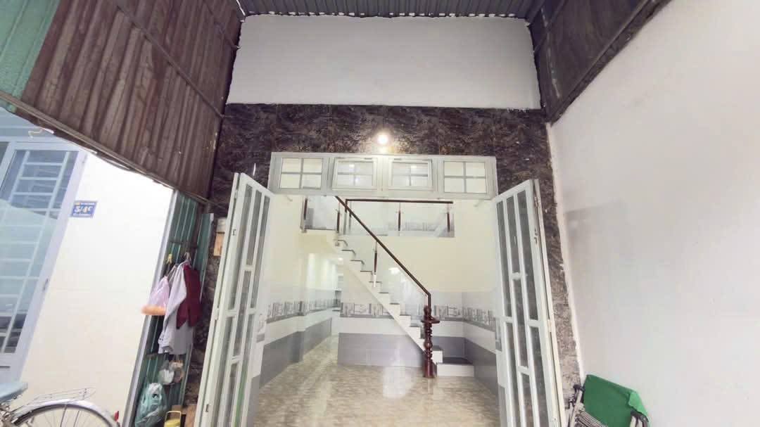 Nhà đẹp tại đường Tân Xuân 4, Hóc Môn, 38m² giá 2.5 tỷ - Sổ hồng riêng 2025!