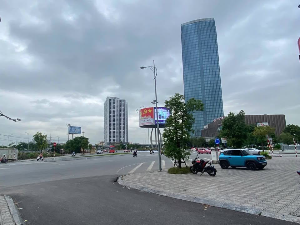 Đất nền Hùng Vương, Hồng Bàng 48m² giá 4.8 tỷ - Vị trí đắc địa, tiện ích đầy đủ!