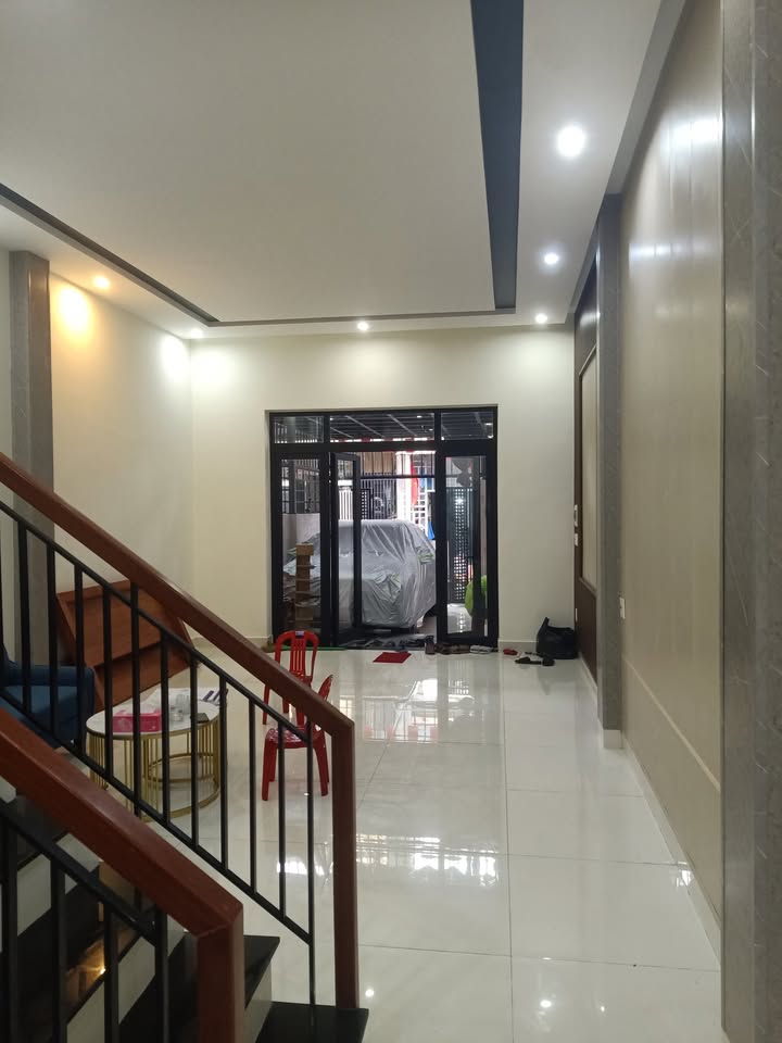 Nhà 2 tầng Đường Đặng Nhữ Lâm, Sơn Trà 110m² giá 6.7 tỷ - Không thể bỏ lỡ!