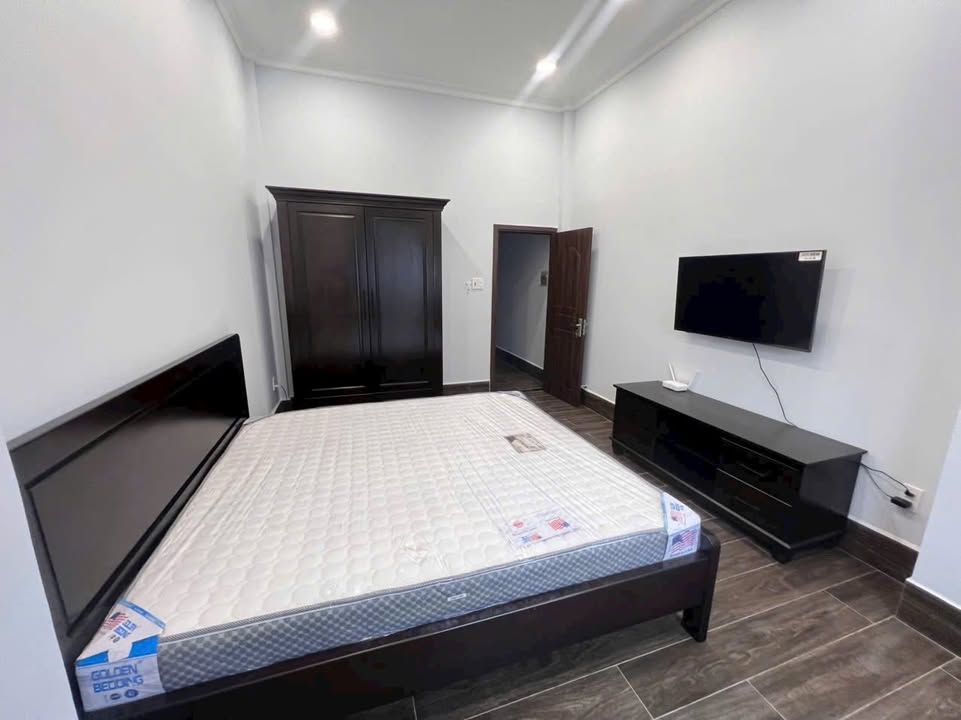 Nhà cho thuê mới xây tại Đông Hưng Thuận, Q12 - Full nội thất, chỉ 13 triệu/tháng!