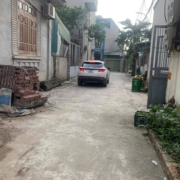 Lô đất kinh doanh Chúc Sơn 47m² giá 3 tỷ - Vị trí đắc địa gần trung tâm