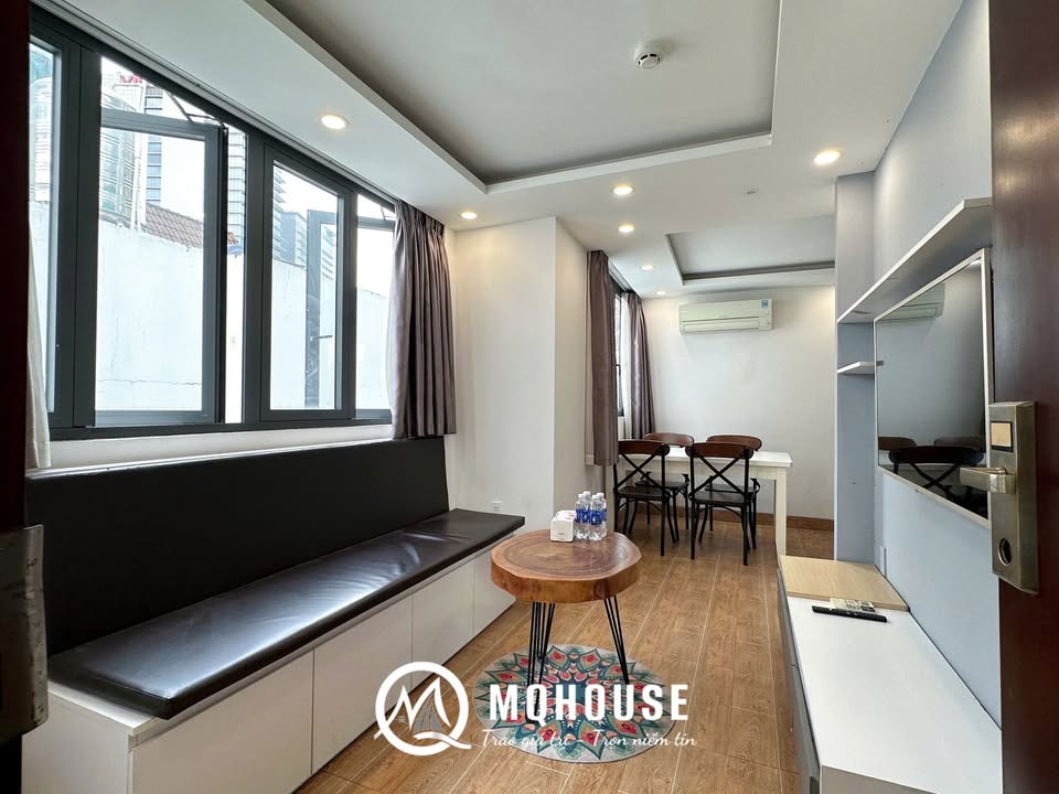 Căn hộ 2PN 2WC tại Cách Mạng Tháng 8, Quận 10 - Full nội thất, sẵn sàng vào ở!