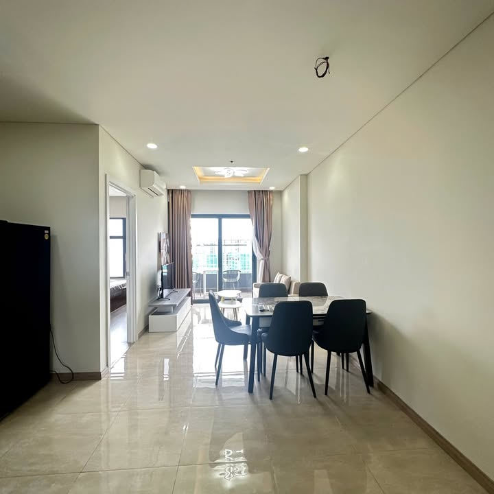 Căn hộ Monarchy Đà Nẵng 76m² giá 17 triệu - Nội thất hiện đại đầy đủ tiện nghi!