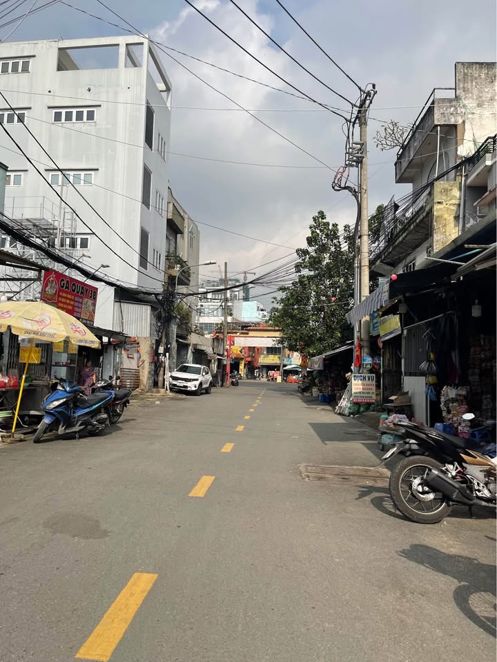 Đất Lô Góc 2 Mặt Tiền Đường Số 4, Linh Trung, Thủ Đức 177m² - Tiềm năng phát triển lớn!