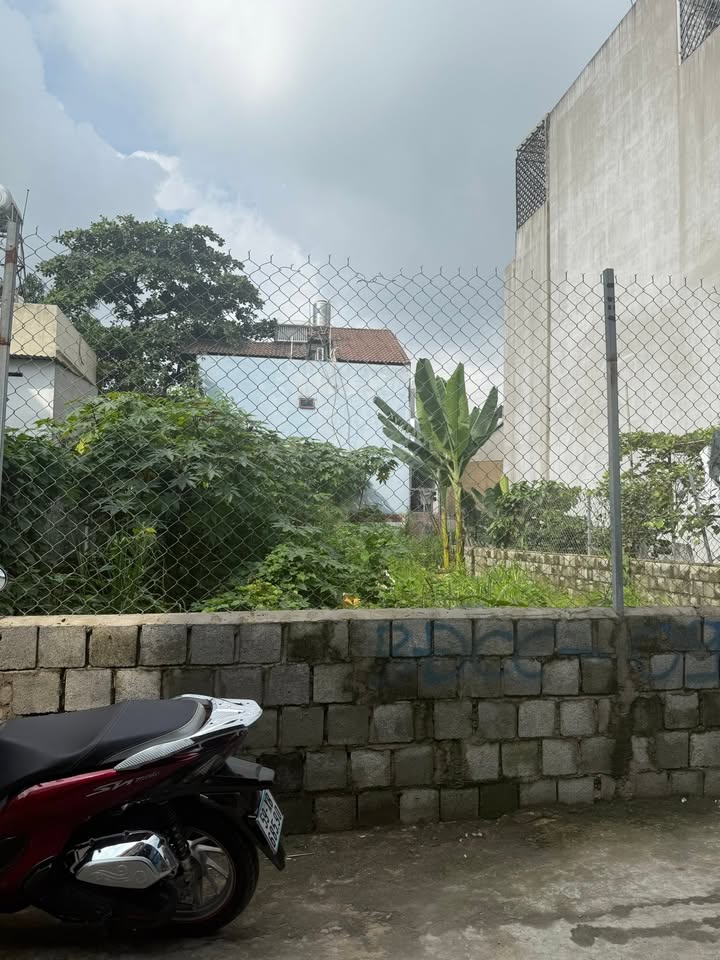 Đất nền hẻm 36 Đường 5, Phường Tăng Nhơn Phú B, Quận 9 - Diện tích 90m² giá 6.5 tỷ - Sổ Hồng riêng, ô tô vào tận nơi!