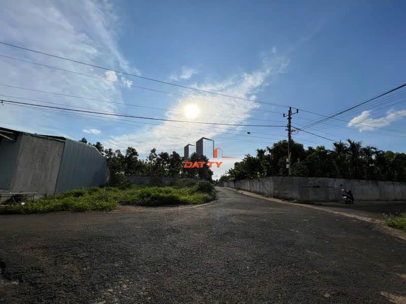 Đất nền Buôn Tăng Ju, Ea Kao 340m² chỉ 1.85 tỷ - Cơ hội đầu tư sinh lời tiềm năng!