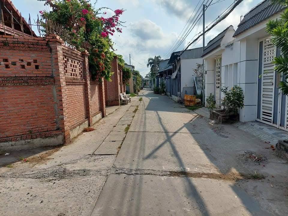 Đất nền hẻm ngân hàng Phường 5 Bến Tre 100m² giá 1.19 tỷ - Kẹt vốn bán gấp!