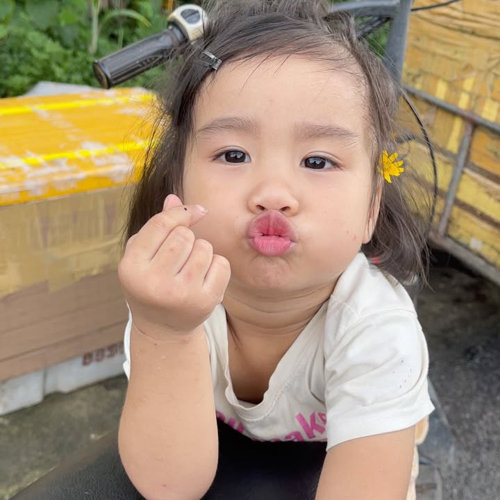 FrontHouse Thái Xuyên Thái Thụy 100m² giá 2 tỷ - Kinh doanh sầm uất, sổ đỏ chính chủ!