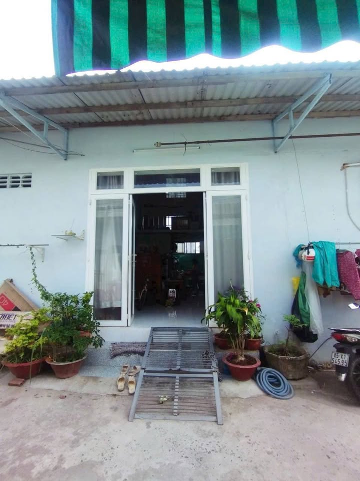 Nhà cho thuê hẻm 124 Nguyễn Thông, Bình Thủy 72m² - Giá chỉ 2.5 triệu/tháng!