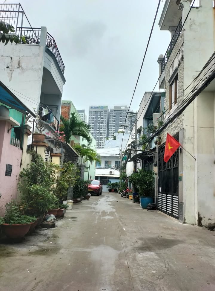 Nhà 4 Tầng Hẻm Xe Hơi Đường Huỳnh Tấn Phát 120m² giá 8 tỷ - Bán Gấp Chính Chủ!