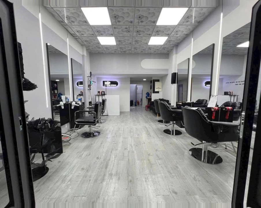 Nhà trọ kinh doanh tại Bến Cát 100m² giá 2 tỷ - Đầu tư sinh lời ngay!