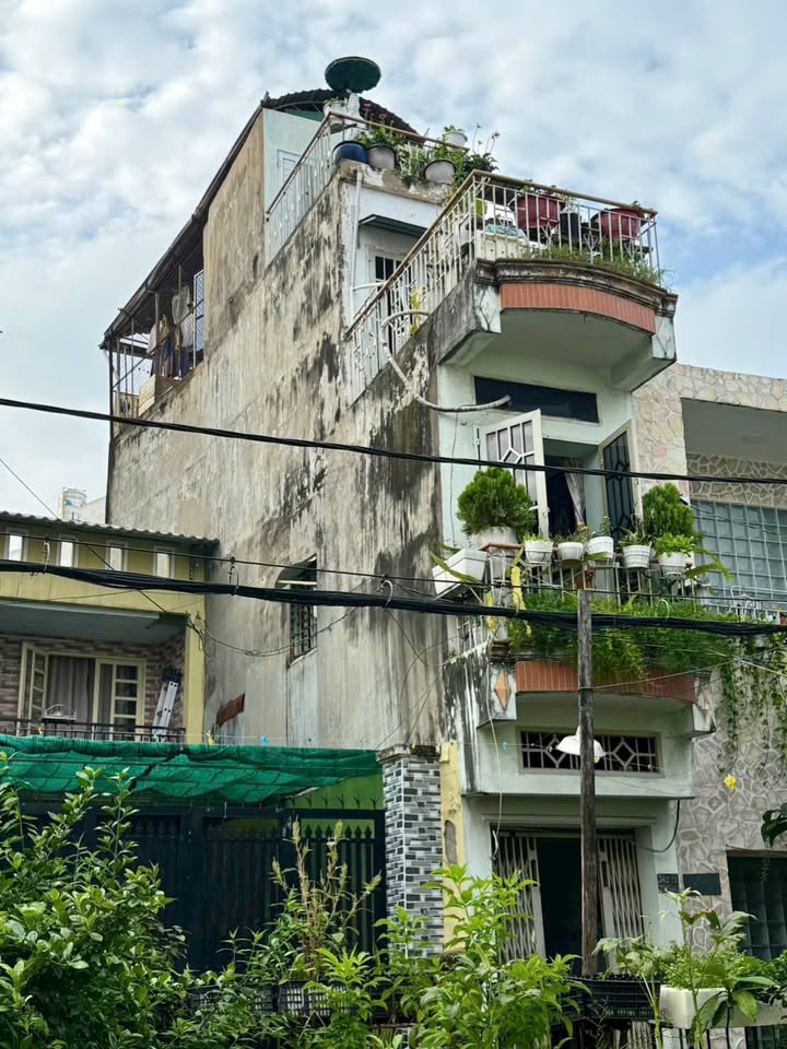 Nhà phố 4 tầng Nguyễn Kiệm, Phú Nhuận 25m² giá 3.15 tỷ - View siêu đẹp!