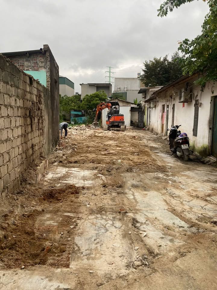 Đất mặt đường Đức Hậu, Quảng Hưng 93m² giá 1.6 tỷ - Vị trí đẹp, giao thông thuận lợi!