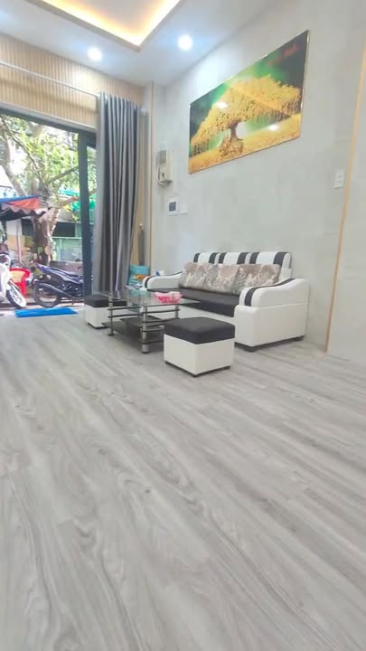 Shophouse Vũ Huy Tấn, Bình Thạnh 45m² giá 4.75 tỷ - Kinh doanh ngay tại trung tâm!