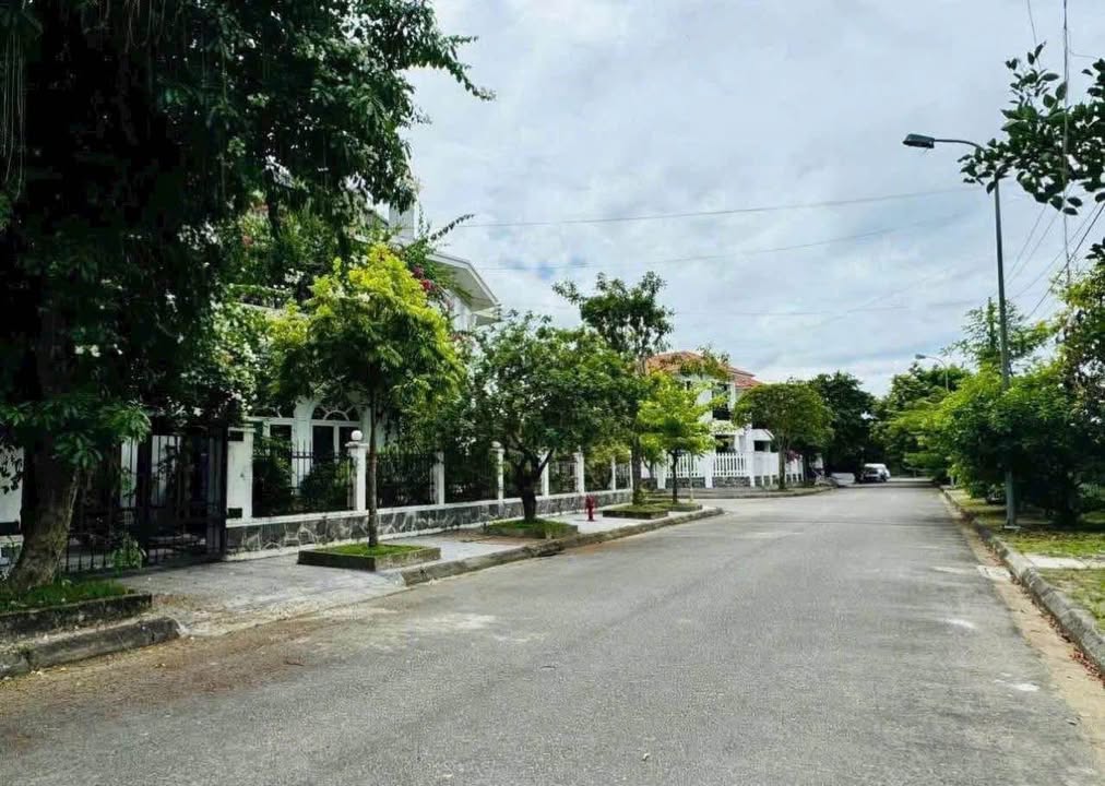 Đất mặt tiền đường Bùi Viện, TP Huế 244m² giá 4 tỷ - Vị trí đắc địa, pháp lý chuẩn