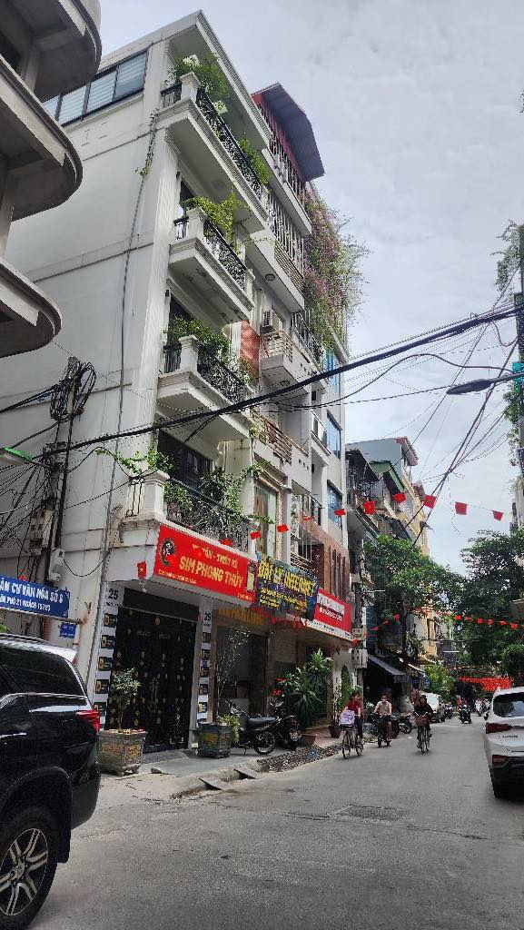 Nhà phố Phao Dài Láng - Đống Đa 60m² - Lô góc kinh doanh, ô tô đậu thoải mái!