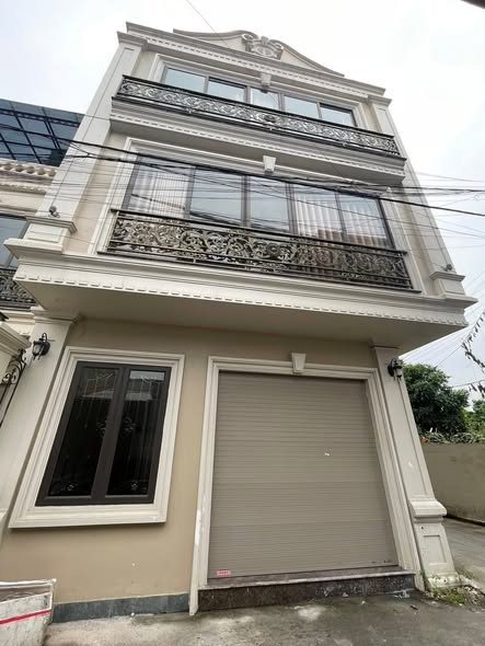 Nhà 3 tầng góc 2 mặt tiền tại Đồng Hòa, Kiến An - Giá chỉ 4 tỷ!