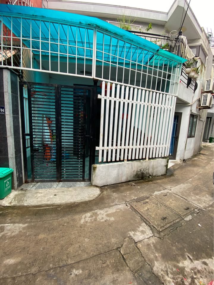 Nhà chính chủ quận Sơn Trà 72m² giá 50 tỷ - Vị trí siêu trung tâm gần biển!