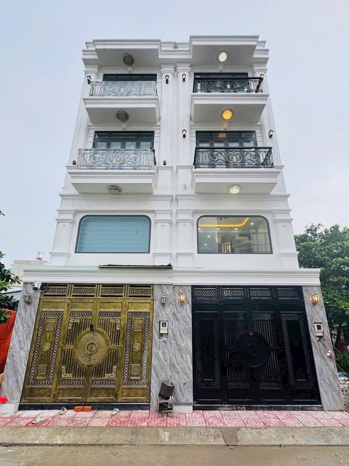 Bán nhà đẹp 52m² tại đường 40, Hiệp Bình Chánh, Thủ Đức - Giá chỉ 7.9 tỷ!