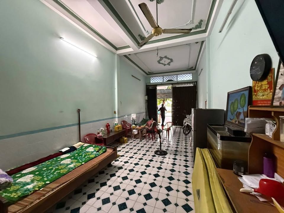 Nhà 2 tầng mặt tiền đường Phan Đình Phùng, Quy Nhơn, 80m² - View hồ sinh thái đẹp!