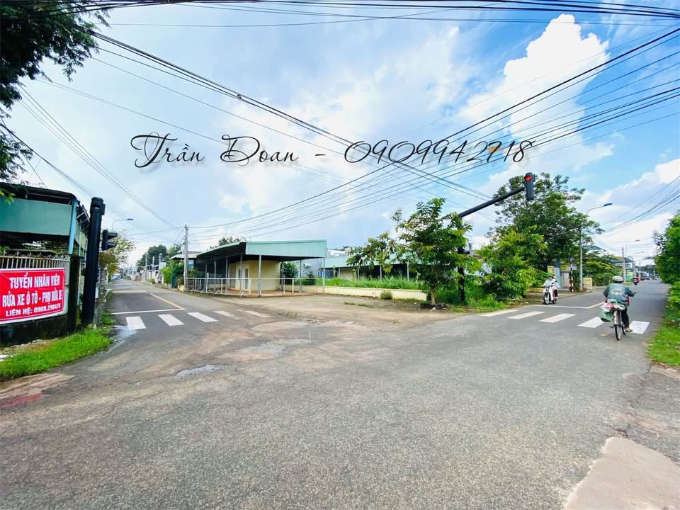 Đất kinh doanh mặt tiền Nguyễn Chí Thanh 216m² giá 3 tỷ - Vị trí đắc địa cho đầu tư!