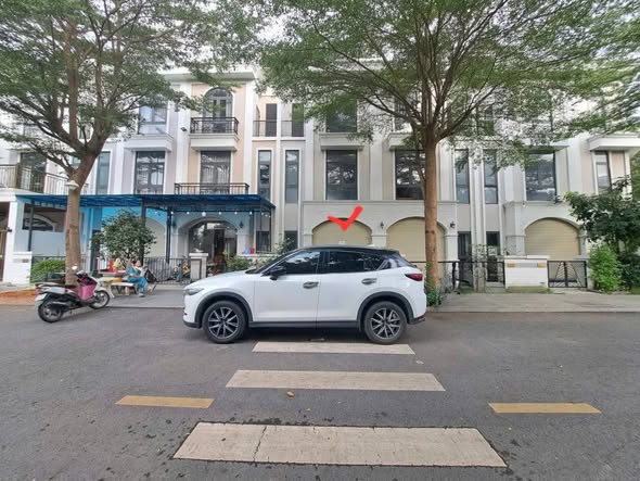 Nhà ViLa KDC Long Phú, Bến Lức 77m² giá 3.35 tỷ - An ninh, gần tiện ích!