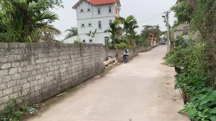 Đất thổ cư Tứ Kỳ 100m² giá 1.8 tỷ - Mặt tiền rộng, giao thông thuận lợi!