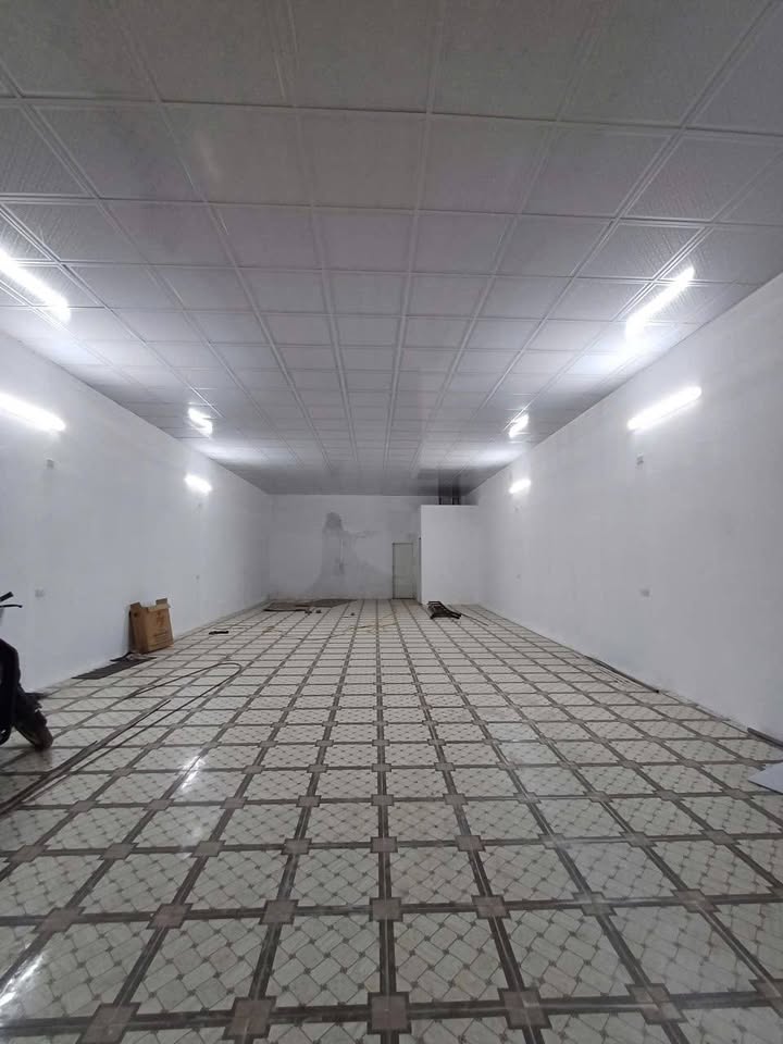 Cho thuê mặt bằng mới xây tại Phường Quán Bàu, 110m² - Vị trí thuận lợi cho kinh doanh!