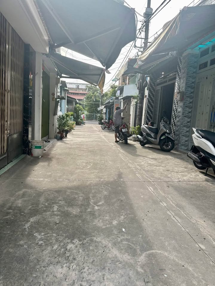 Nhà bán HXH đường Nguyễn Duy, quận 8, 37m² giá 5.68 tỷ - Xe hơi vào tận nhà!