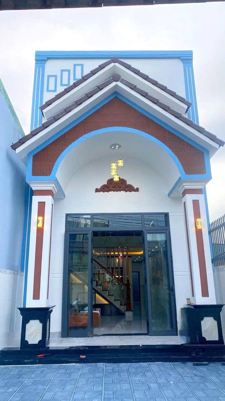 Nhà 3 phòng ngủ mặt tiền đường Nguyễn Khuyến 125m² giá 2.35 tỷ - Thiết kế hiện đại, thuận tiện kinh doanh!