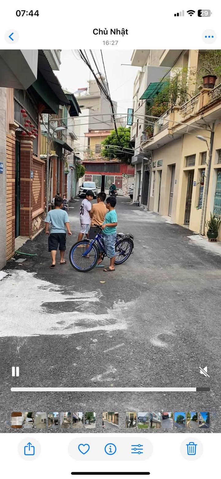 Nhà 2 tầng trung tâm Vũ Thư 88m² giá 2 tỷ - Đường ô tô thông thoáng!