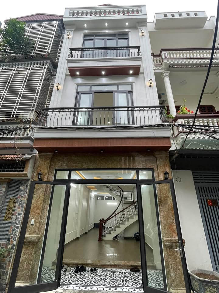 Nhà phố Đông Sơn Thanh Hóa 54.1m² giá 3.9 tỷ - Hướng Tây Nam, ngõ ô tô vào tận nhà!