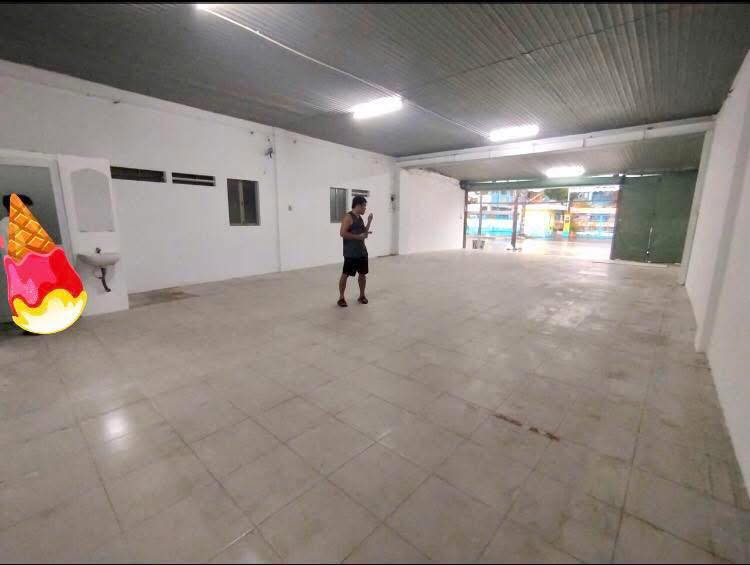 Cho thuê mặt bằng kinh doanh tại Man Thiện, Quận 9, 240m² - Vị trí đắc địa cho mọi ngành nghề!