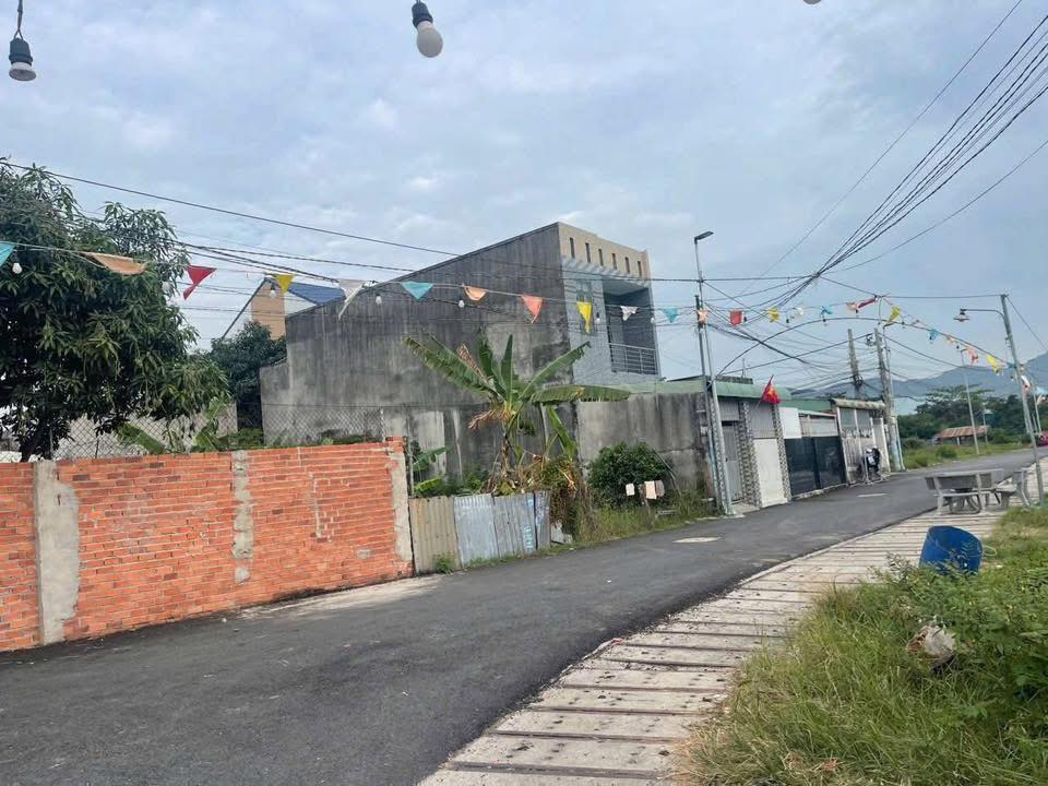 Đất thổ cư xã Long Hải 500m² giá 4.5 tỷ - Mặt tiền đường nhựa 6m