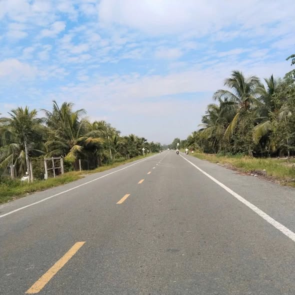 Đất vườn mặt tiền Quốc lộ 173, Hữu Định, Bến Tre - 900m² giá chỉ 4.5 tỷ