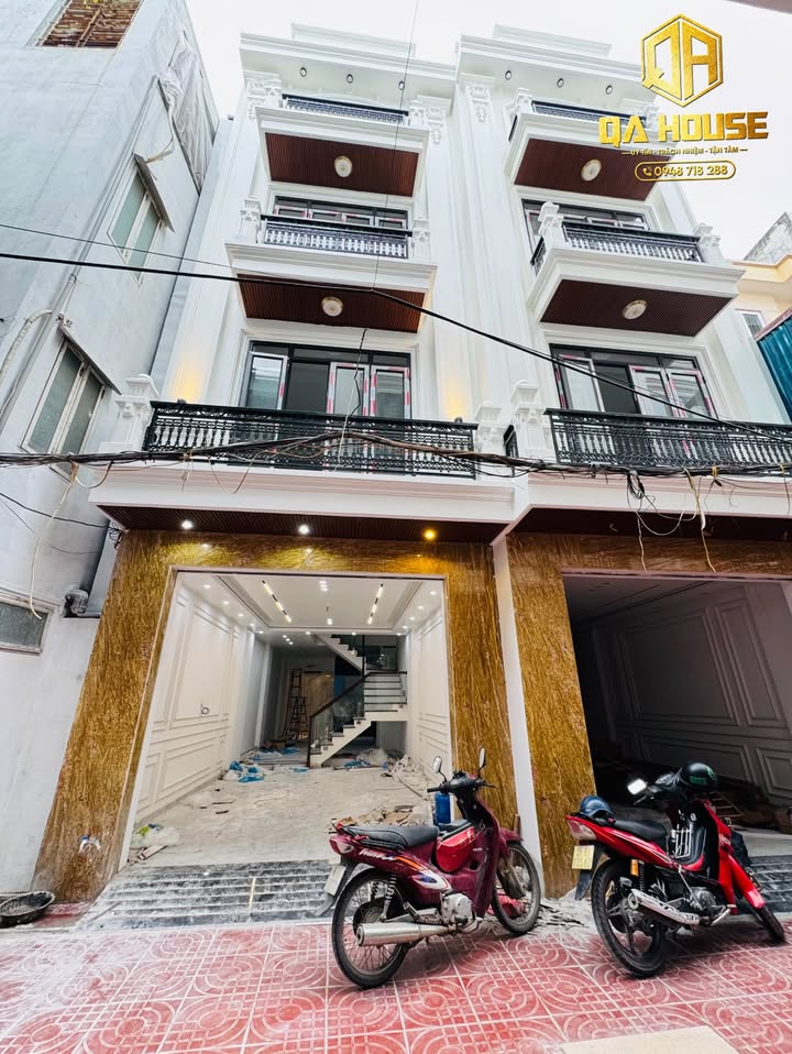 Nhà đẹp xây mới tại phố Khúc Thừa Dụ, Hải Phòng 63m² giá 5.45 tỷ - Thiết kế 4 tầng hiện đại!