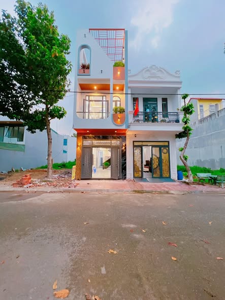 Nhà phố 3 tầng Tân Hạnh 81m² giá 4.3 tỷ - Sổ đỏ chính chủ, nội thất hoàn thiện!