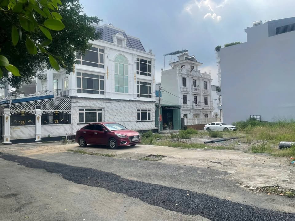 Đất mặt tiền sông Vàm Thuật, Thạnh Xuân, 100m² - Tiềm năng kinh doanh lớn!