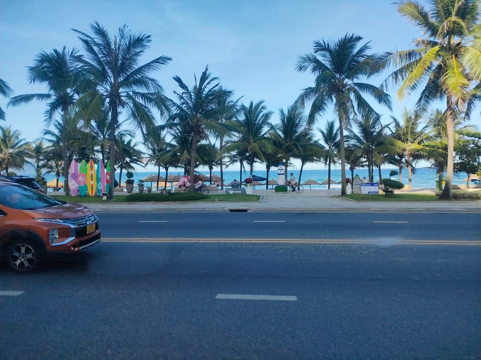 Đất mặt tiền Phạm Văn Đồng, Sơn Trà, Đà Nẵng 127m² giá 33 tỷ - Đầu tư sinh lời tối ưu!